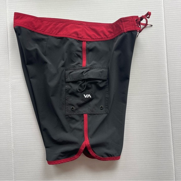 RVCA Men's Classic Length 20" Eastern Board Shorts Swim Trunks Black N Red SZ 38 - Picture 6 of 10